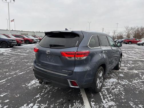2019 Toyota Highlander Limited Platinum