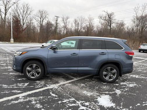 2019 Toyota Highlander Limited Platinum