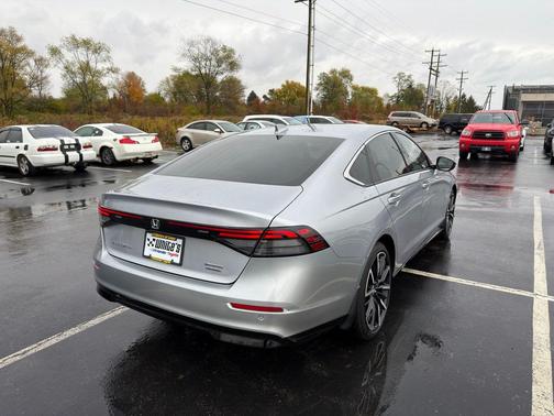 2023 Honda Accord Hybrid Touring