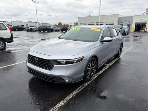 2023 Honda Accord Hybrid Touring