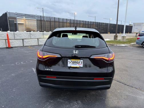 2024 Honda HR-V LX