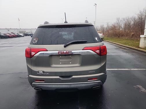 2019 GMC Acadia Denali