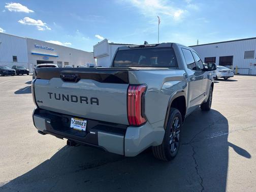 2024 Toyota Tundra Platinum
