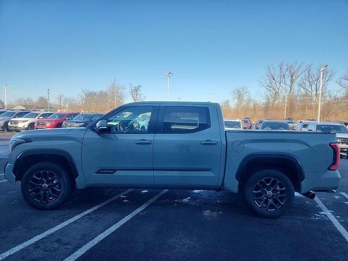 2024 Toyota Tundra Platinum