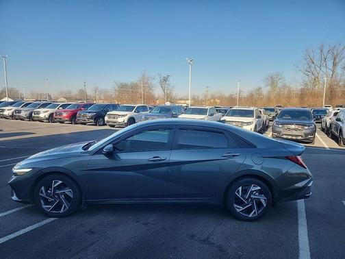 2025 Hyundai ELANTRA Sport