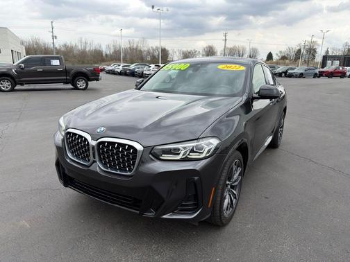 Dark Graphite Metallic 2022 BMW X4 xDrive30i