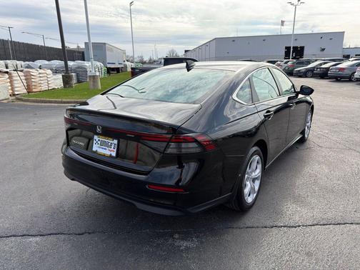 2025 Honda Accord LX 1.5T