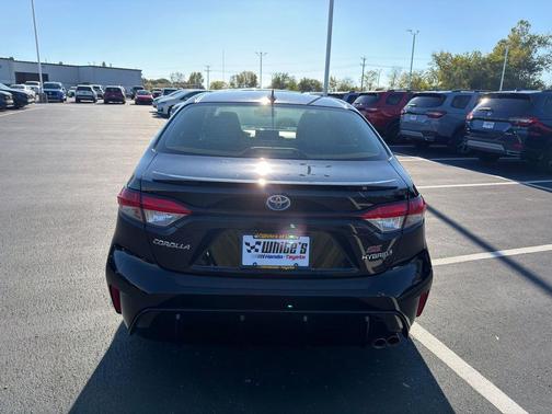2024 Toyota Corolla Hybrid SE