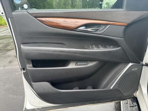 2016 Cadillac Escalade Premium