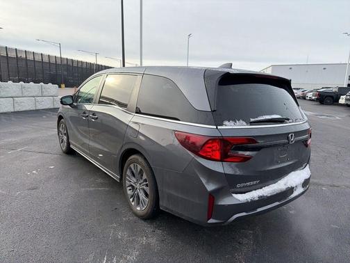 2025 Honda Odyssey Touring