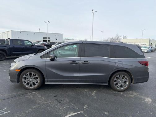 2025 Honda Odyssey Touring