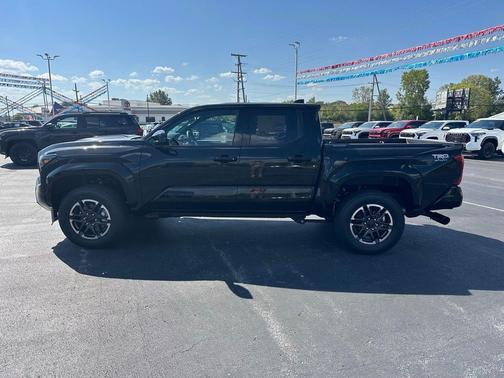 2025 Toyota Tacoma TRD Sport