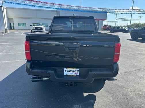 2025 Toyota Tacoma TRD Sport