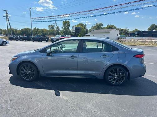 2025 Toyota Corolla SE