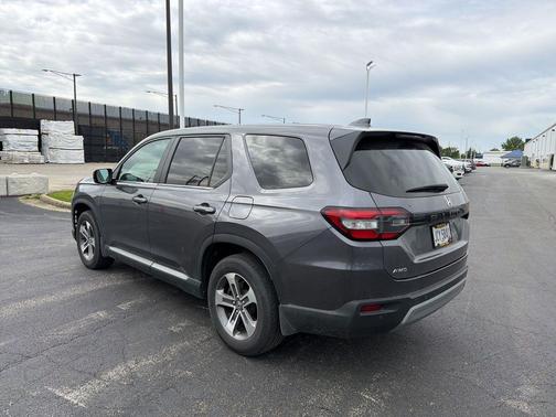 Crystal Black Pearl 2025 Honda Pilot EX-L