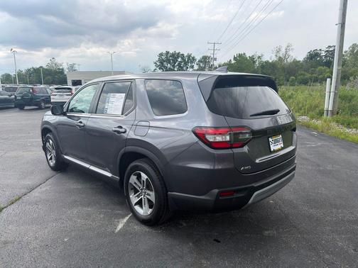 Crystal Black Pearl 2025 Honda Pilot EX-L
