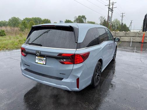 Sonic Gray Pearl 2026 Honda Odyssey Sport-L