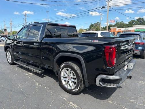 Onyx Black 2021 GMC Sierra 1500 SLT