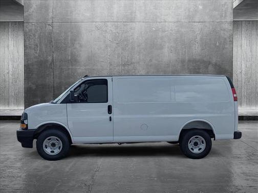 2025 Chevrolet Express 2500 RWD 2500 Regular Wheelbase WT