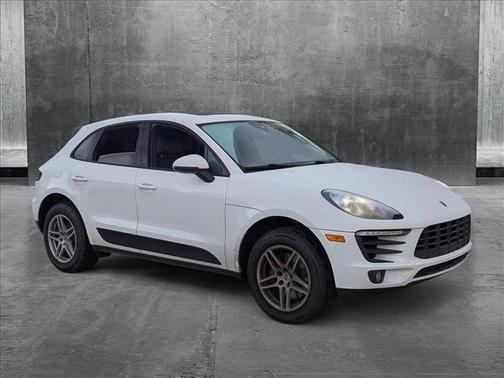 2018 Porsche Macan Base