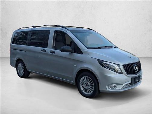 2019 Mercedes-Benz Metris Base