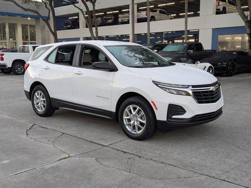 2022 Chevrolet Equinox LS