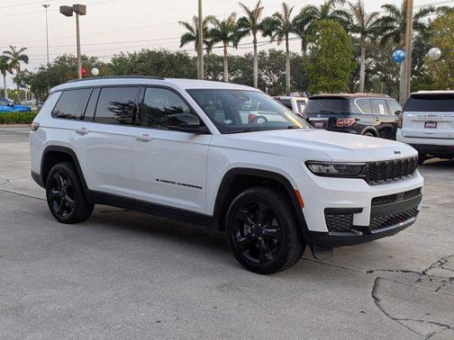 2023 Jeep Grand Cherokee L Altitude