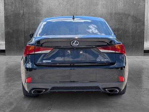2018 Lexus IS 300 Base