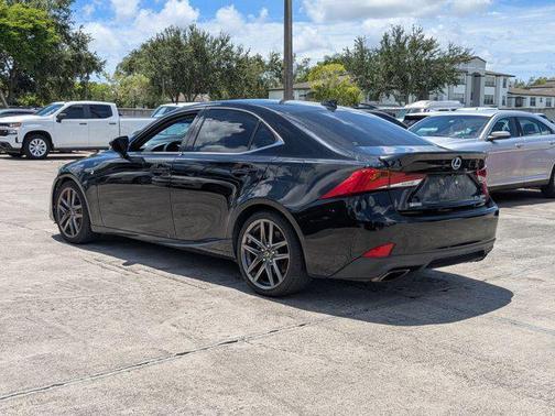 2018 Lexus IS 300 Base