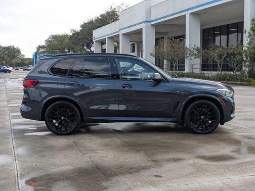 2020 BMW X5 M50i