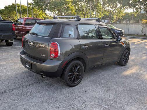 2012 MINI Cooper Countryman Base