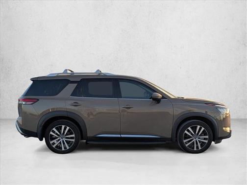 Baja Storm 2023 Nissan Pathfinder Platinum 4WD