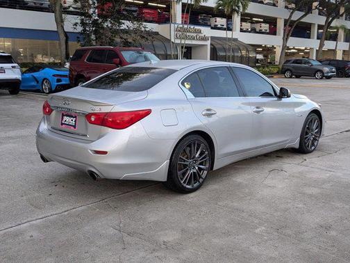2016 INFINITI Q50 3.0t RED SPORT 400
