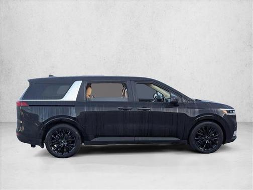 2022 Kia Carnival LXS