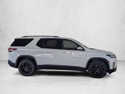 Summit White 2023 Chevrolet Traverse LT Cloth