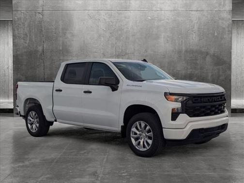 2025 Chevrolet Silverado 1500 Custom