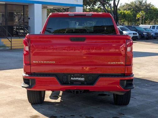 2023 Chevrolet Silverado 1500 Custom