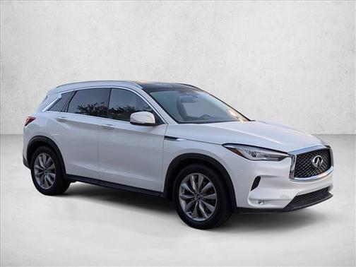 2021 INFINITI QX50 LUXE