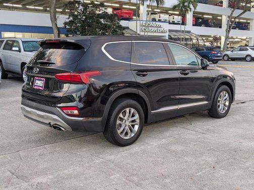 2019 Hyundai SANTA FE SE 2.4