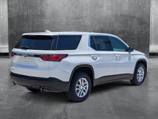 2023 Chevrolet Traverse LS