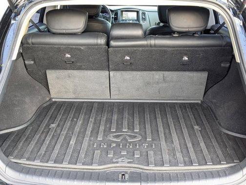 2017 INFINITI QX50 Base