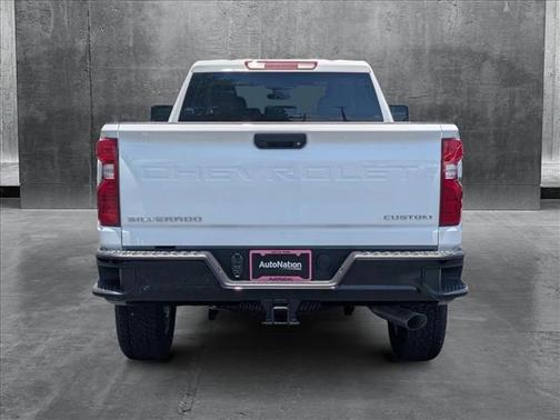 2025 Chevrolet Silverado 2500 Custom