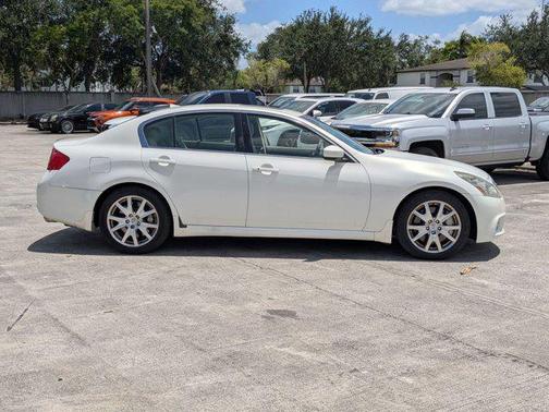 2012 INFINITI G37 Journey