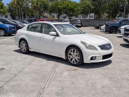 2012 INFINITI G37 Journey