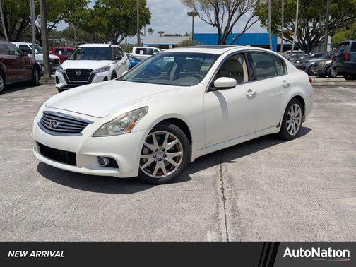 2012 INFINITI G37 Journey