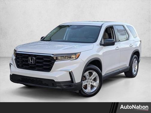 2023 Honda Pilot 2WD LX