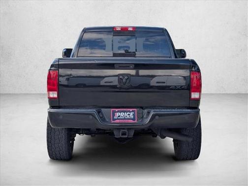 2017 RAM 2500 Big Horn Crew Cab 4x4 6'4' Box