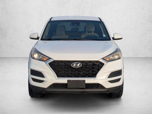 White Pearl 2019 Hyundai TUCSON SE