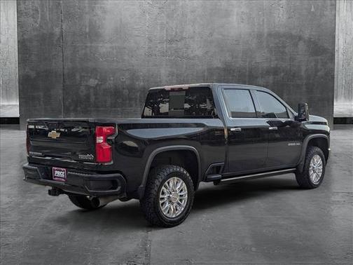 2022 Chevrolet Silverado 2500 High Country