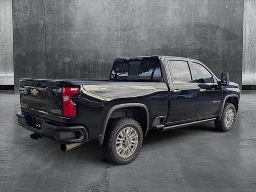 2022 Chevrolet Silverado 2500 High Country
